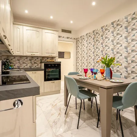 Apartamento Lux 10 - Stazione & Universita *